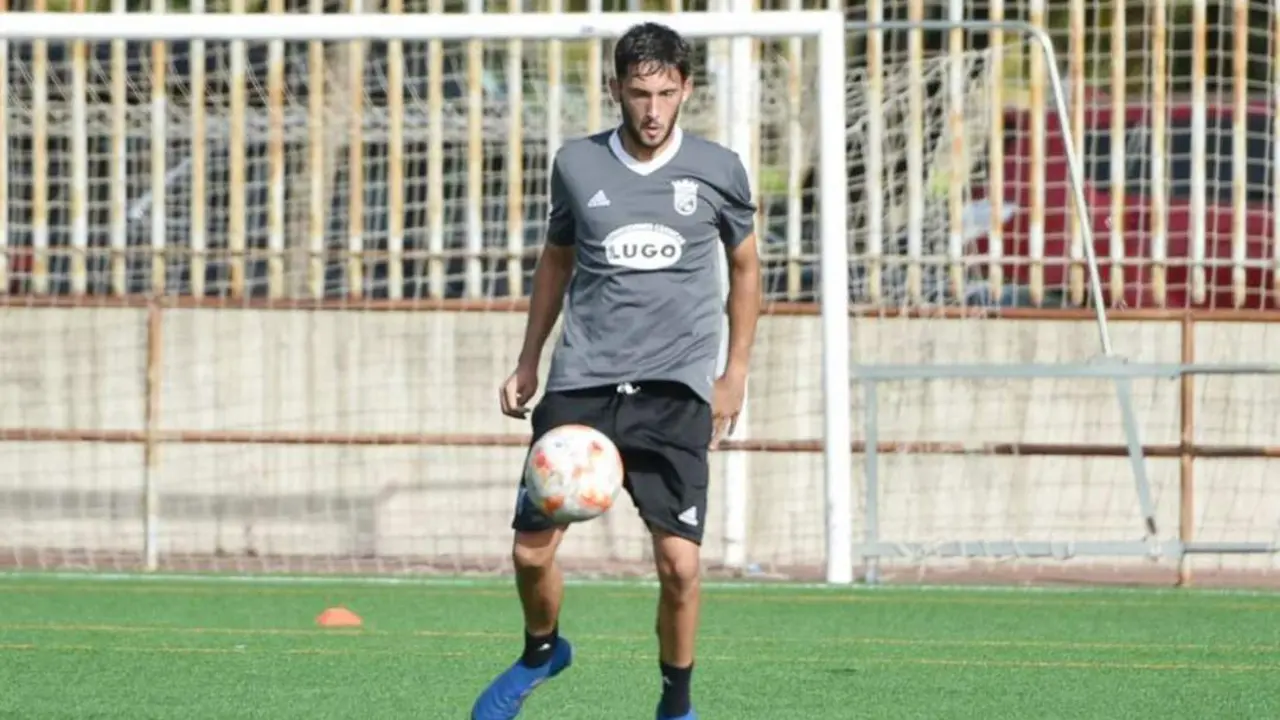 Moreno en un entrenamiento del Xerez CD - XCD