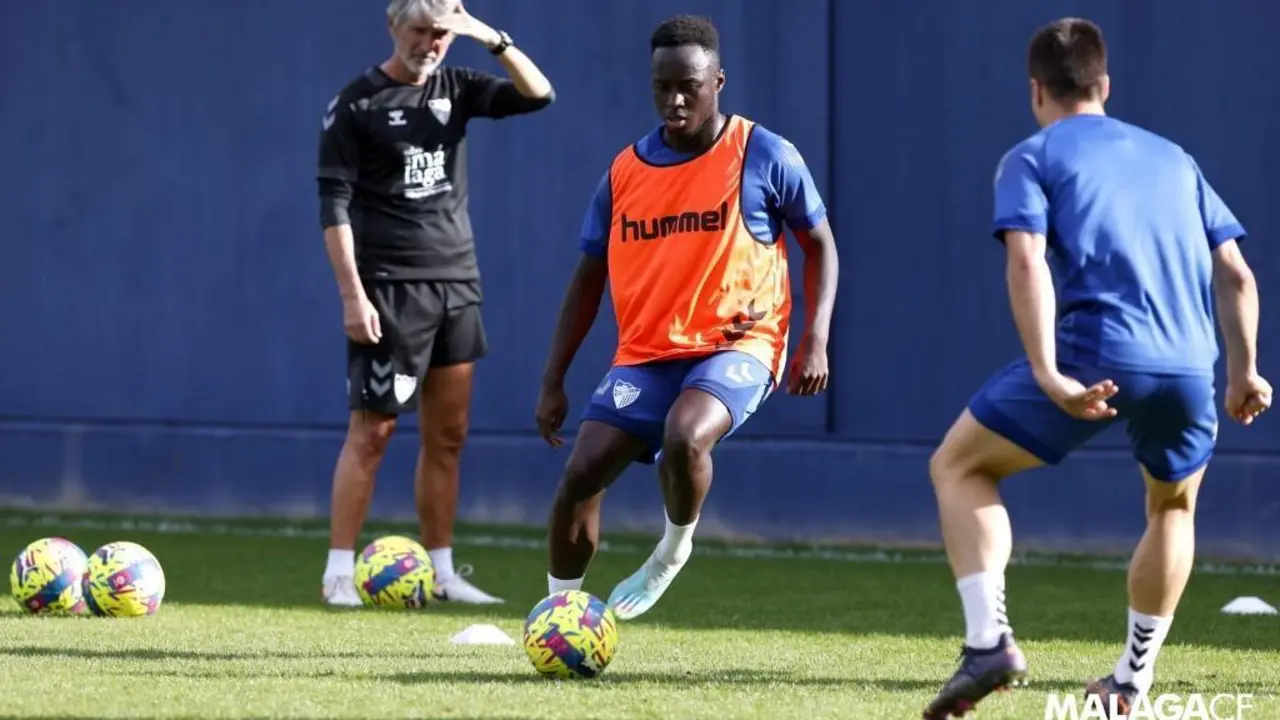 El extremo Arvin Appiah complet&oacute; su segundo entrenamiento.  - 