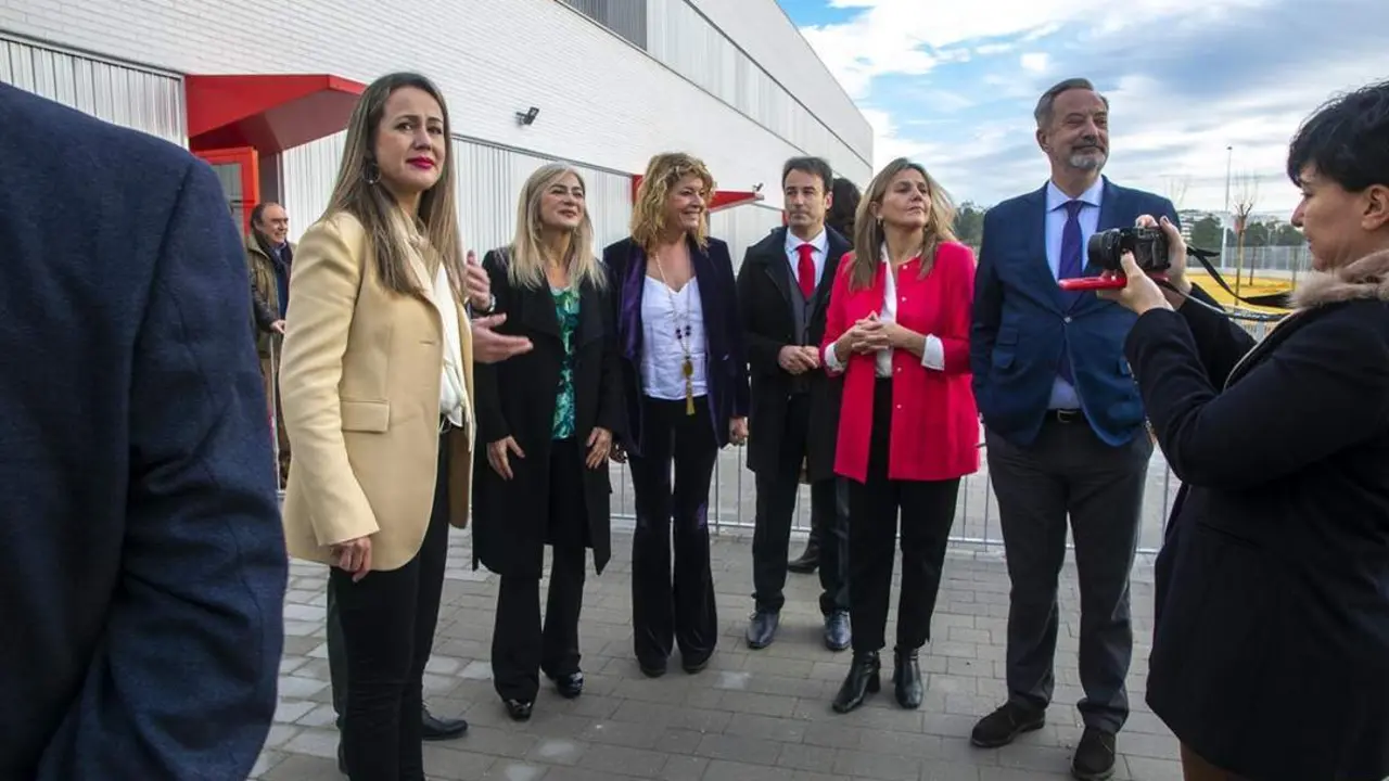 Visita a las obras del colegio del Ensanche Sur. - CARMEN BARAHONA