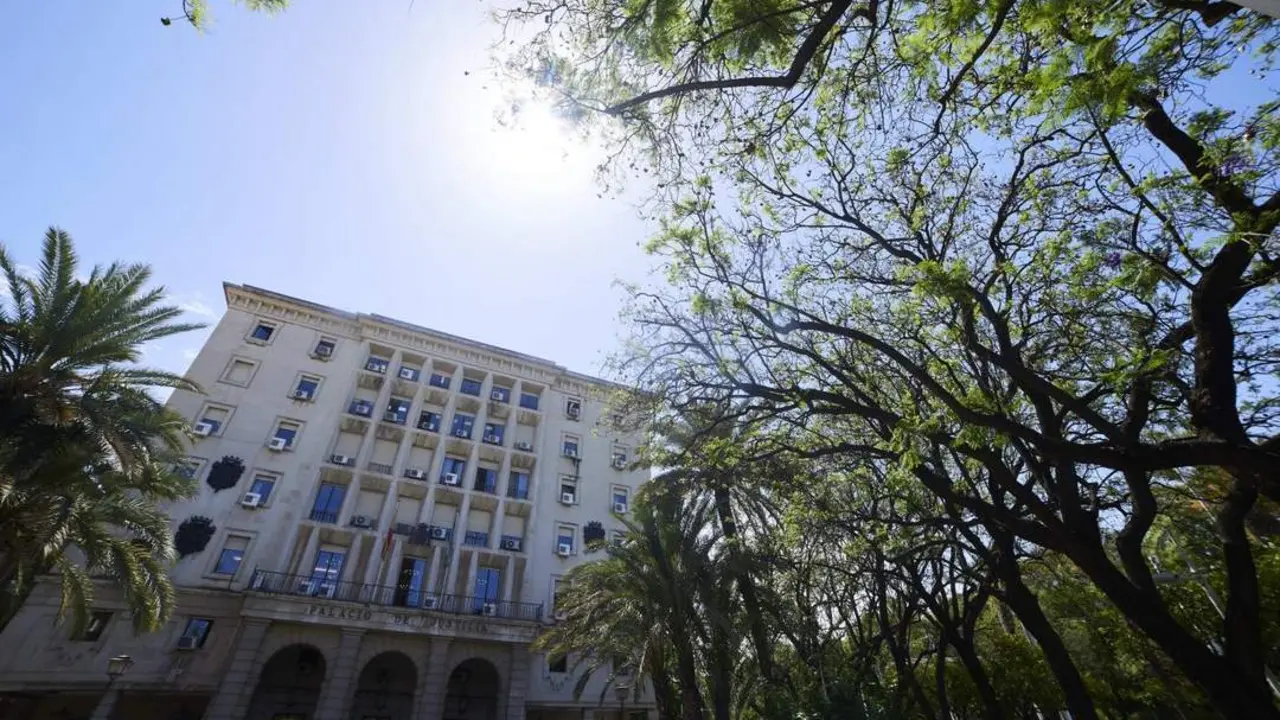 Fachada de la Audiencia Provincial de Sevilla.  - Ep