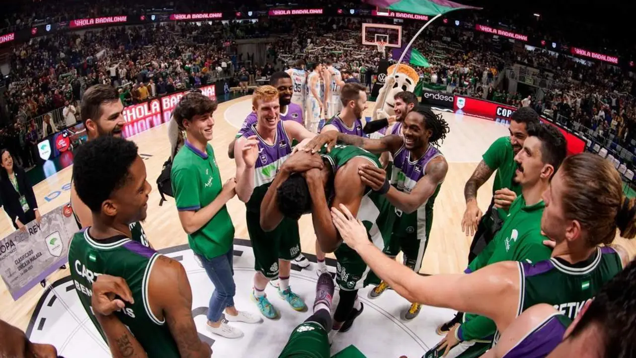 El equipo celebr&oacute; su clasificaci&oacute;n para la Copa. - UNICAJA CB PHOTOPRESS
