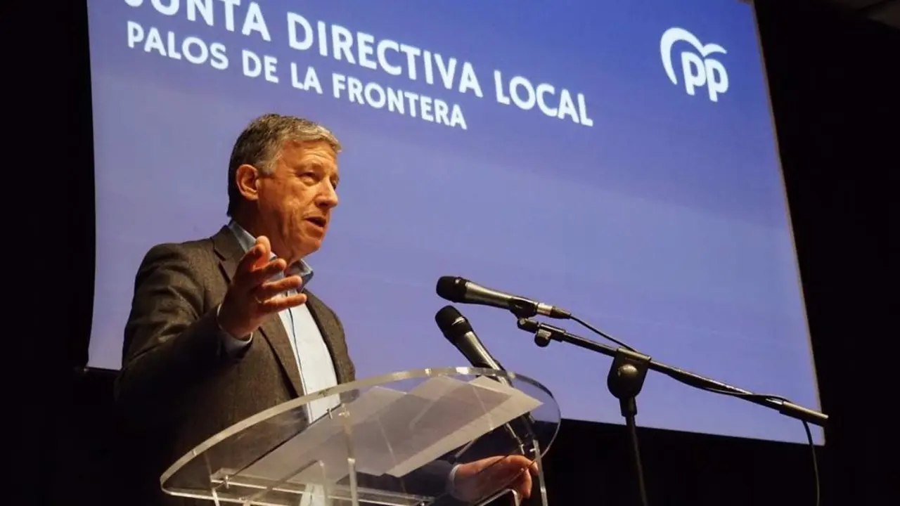 El actual alcalde de Palos y candidato del PP a las pr&oacute;ximas elecciones municipales, Carmelo Romero. - 