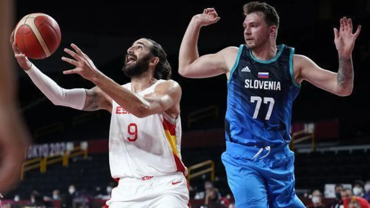 Ricky y Doncic, dos posibles jugones en el Carpena. - AP