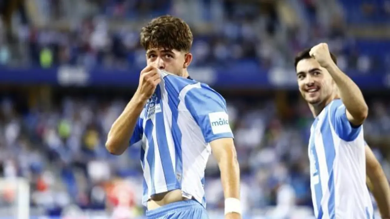 Dani Lorenzo, en su primer gol con el M&aacute;laga ante el Lugo. - MCF
