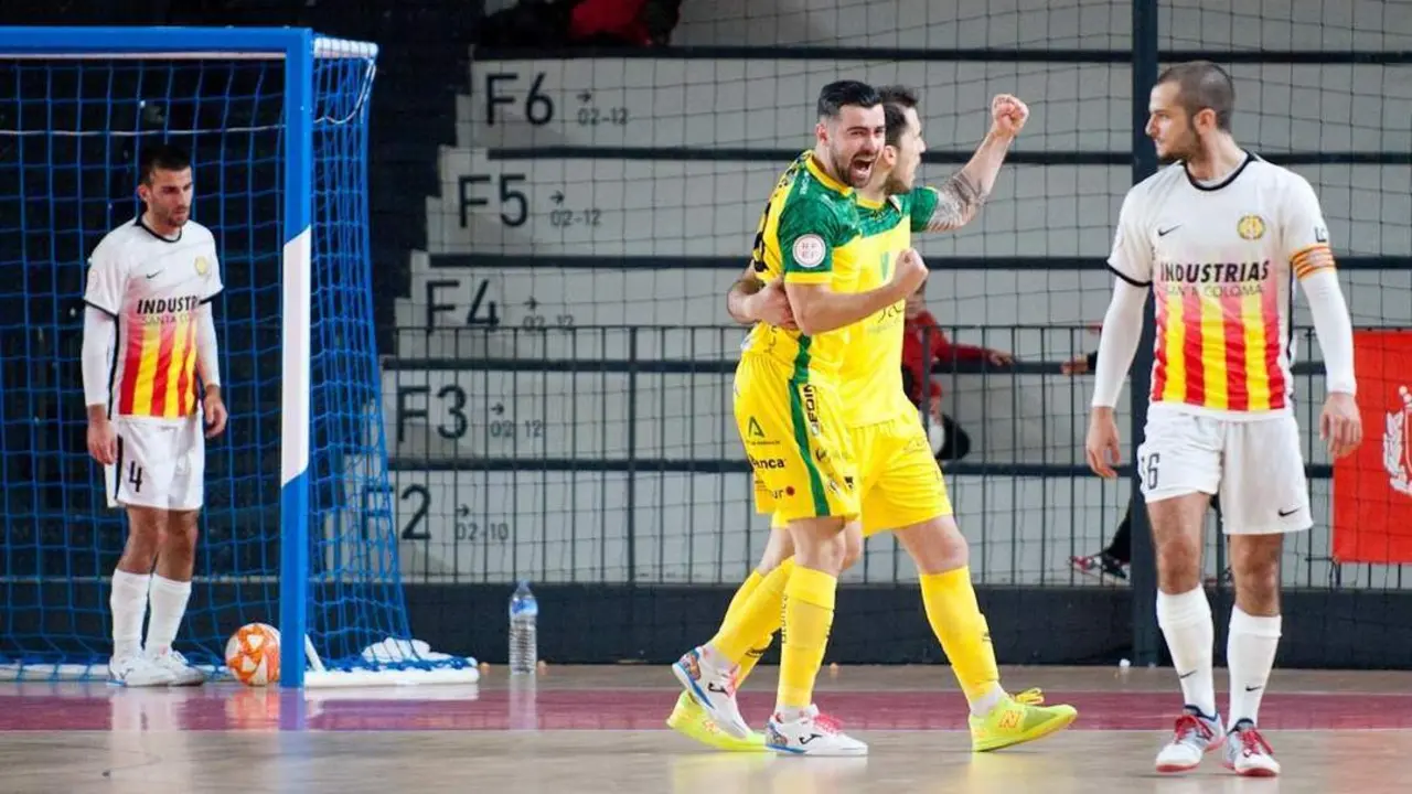 Jugadores del Ja&eacute;n Para&iacute;so Interior FS celebran un gol en Santa Coloma - Viva Ja&eacute;n