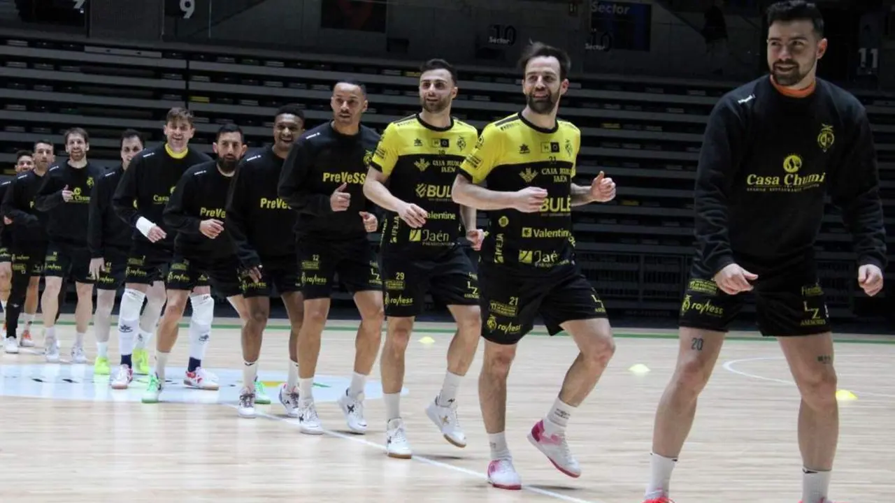 Una de los &uacute;ltimos entrenamientos de los amarillos. - Viva Ja&eacute;n