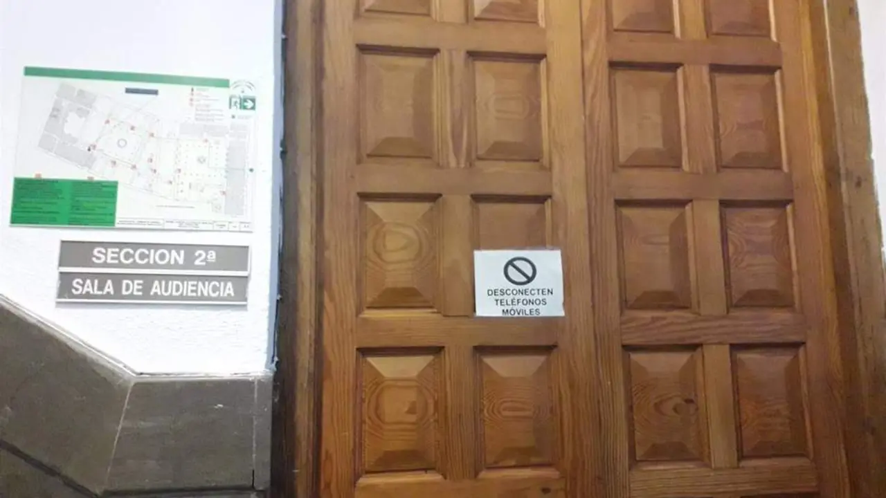 Archivo - Sala de vistas de la Secci&oacute;n Segunda de la Audiencia de Granada - 