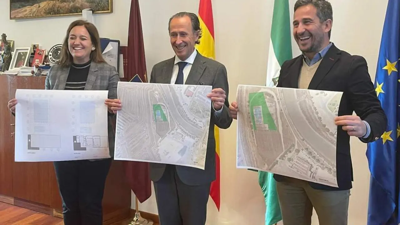 Los vecinos podr&aacute;n disfrutar de una nueva piscina municipal - Blanca Vega