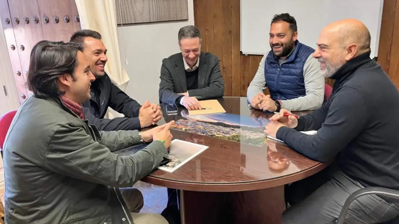 Reuni&oacute;n en Diputaci&oacute;n para profundizar en la obra de La Verbena. - DIPUTACI&Oacute;N