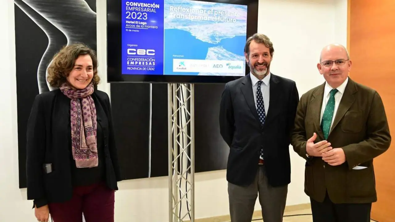 Carmen Romero, Jos&eacute; Luis Llerena y Javier S&aacute;nchez Rojas. - Viva