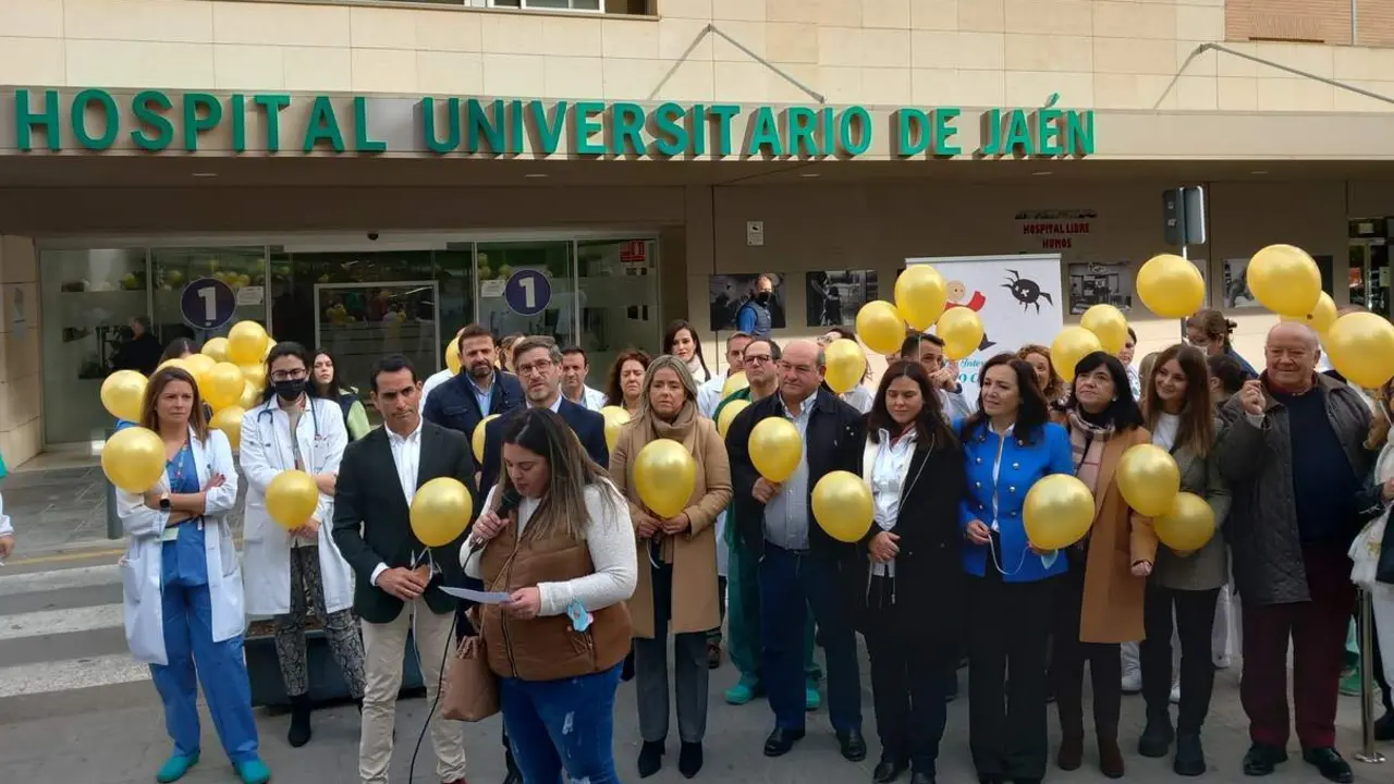 Globos amarillos al cielo de Ja&eacute;n con motivo del D&iacute;a del Ni&ntilde;o con C&aacute;ncer