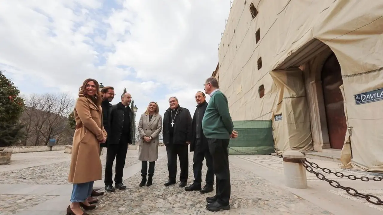 Visita de la Junta a las obras de la Abad&iacute;a del Sacromonte de Granada. - Junta