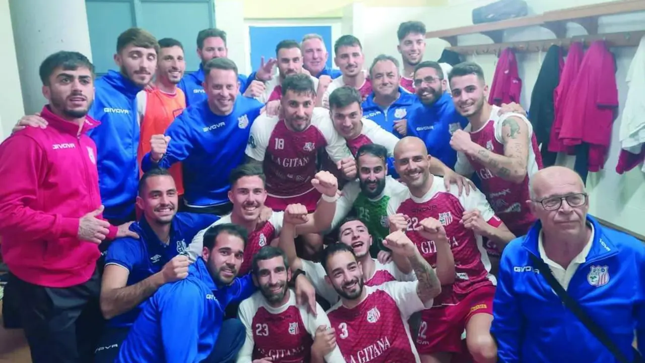 La UD Algaida celebra el triunfo obtenido en Palma del R&iacute;o - UDA