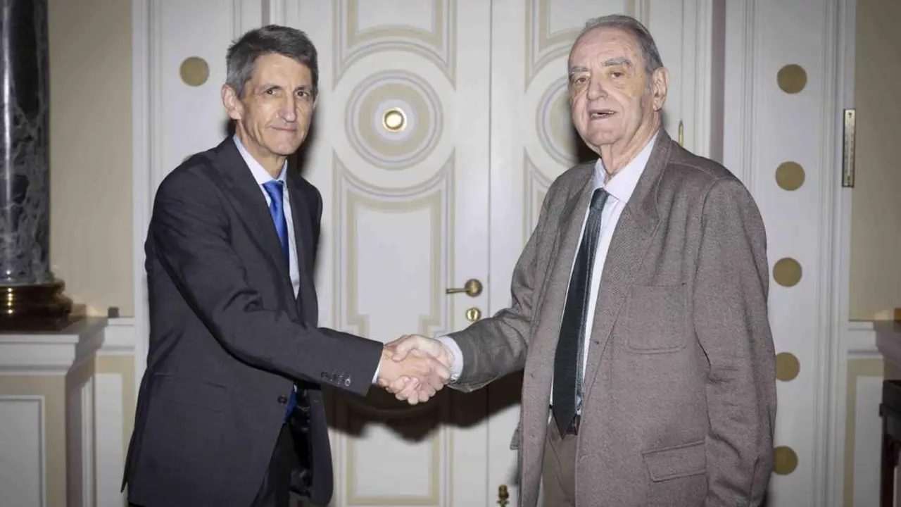 Dom&iacute;nguez (i) y Marcos. - Fundaci&oacute;n Unicaja
