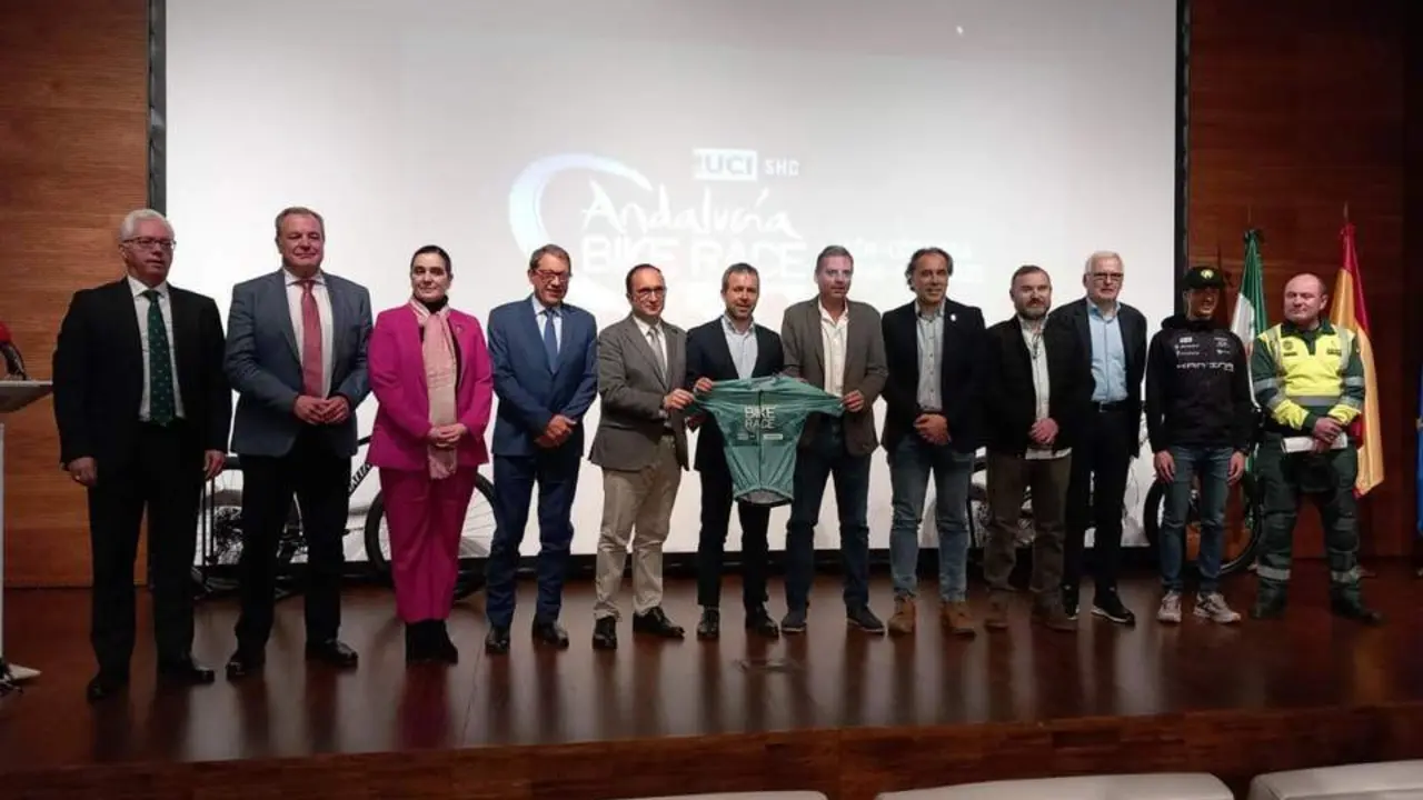 Presentaci&oacute;n de la prueba en el Museo &Iacute;bero. - Viva Ja&eacute;n
