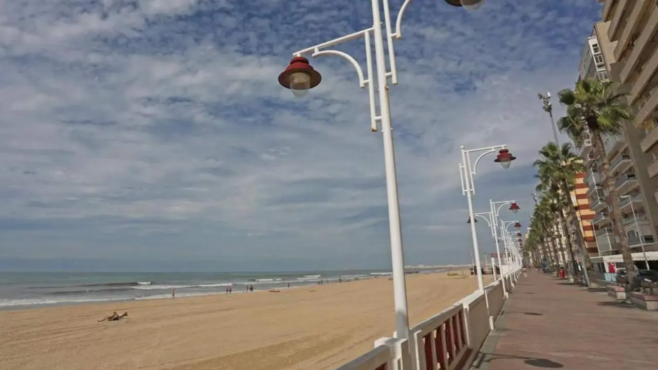 Paseo Mar&iacute;timo de C&aacute;diz - 