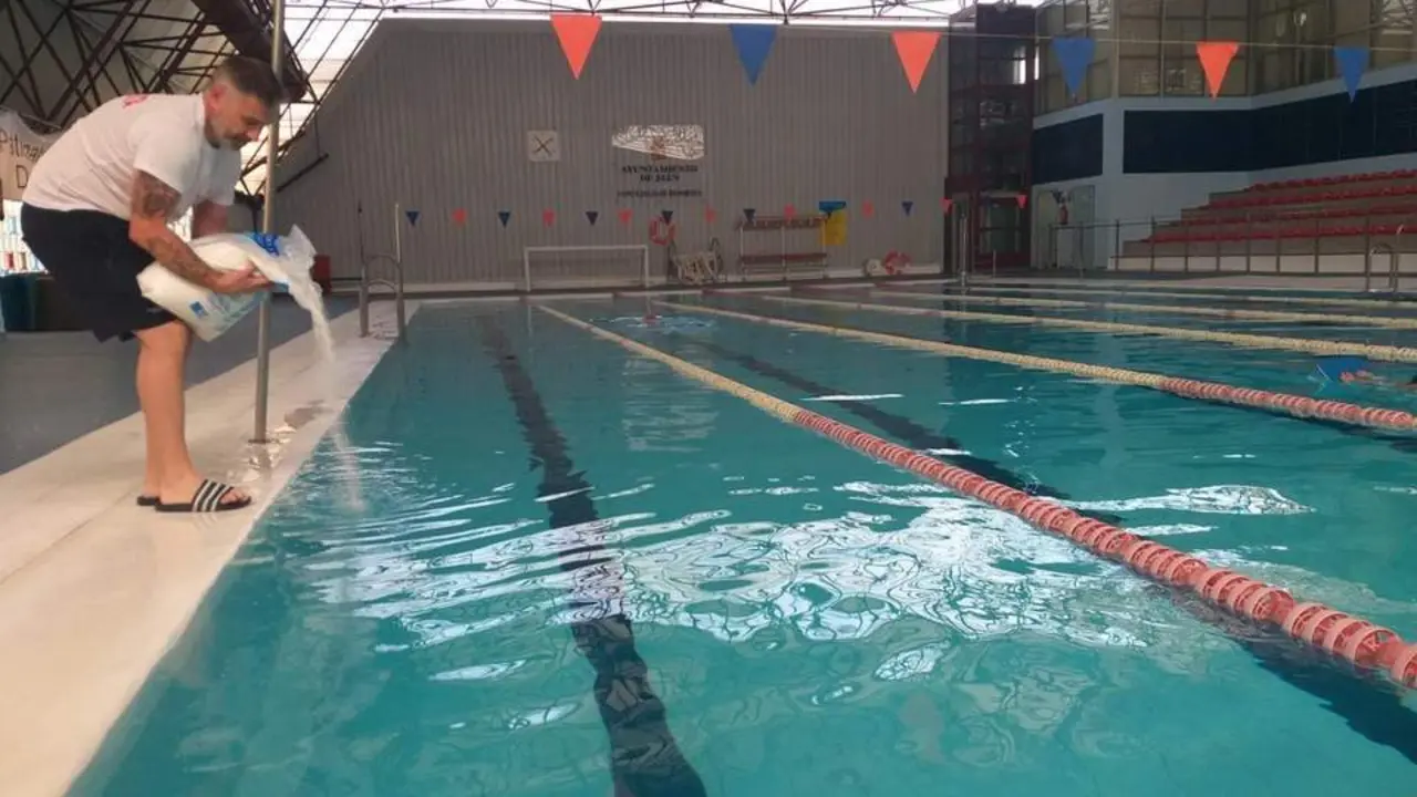 Clorac&oacute;n salina en la piscina cubierta de La Salobreja. - Viva Ja&eacute;n