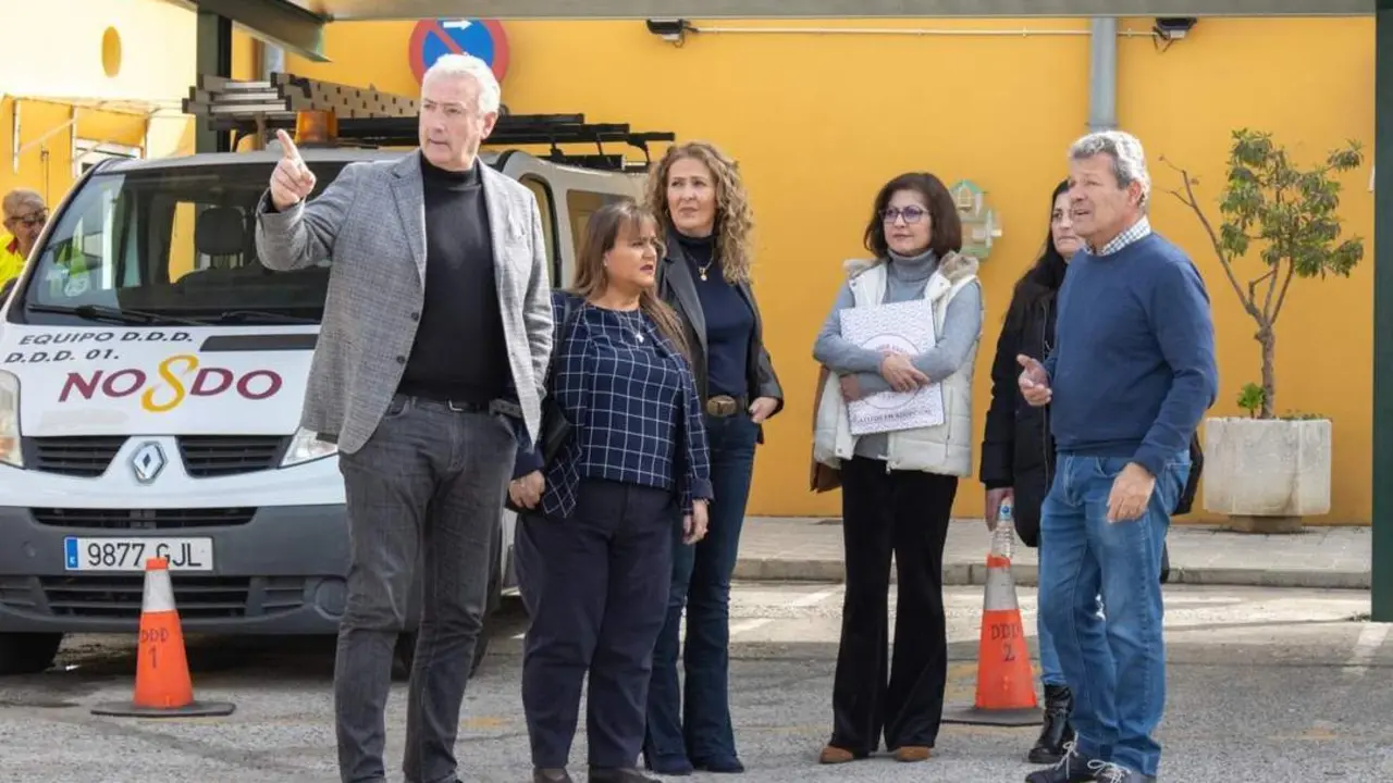 Aumesquet visita las instalaciones del Zoosanitario. - CS