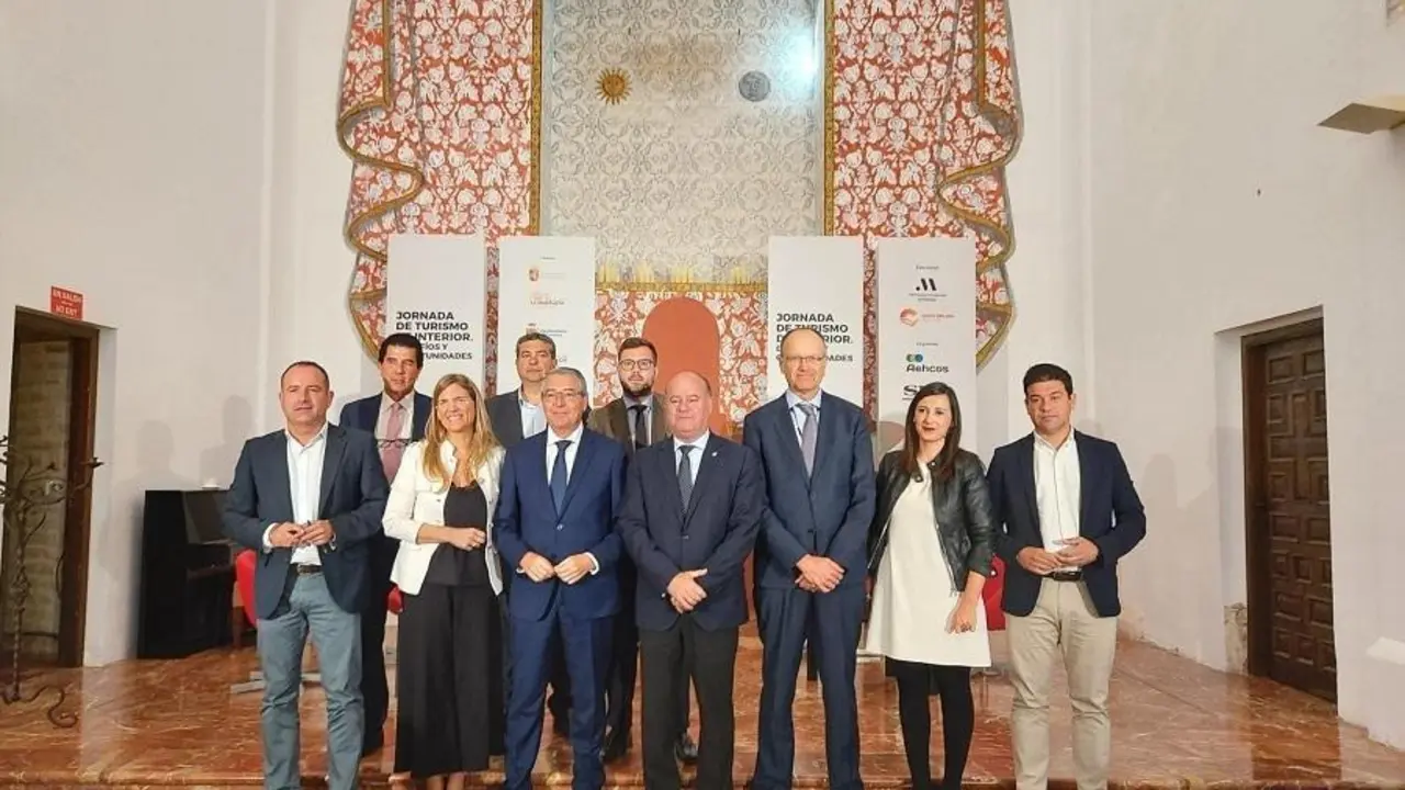 Jornadas celebradas en Ronda para analizar la situaci&oacute;n del turismo. - DIPUTACI&Oacute;N