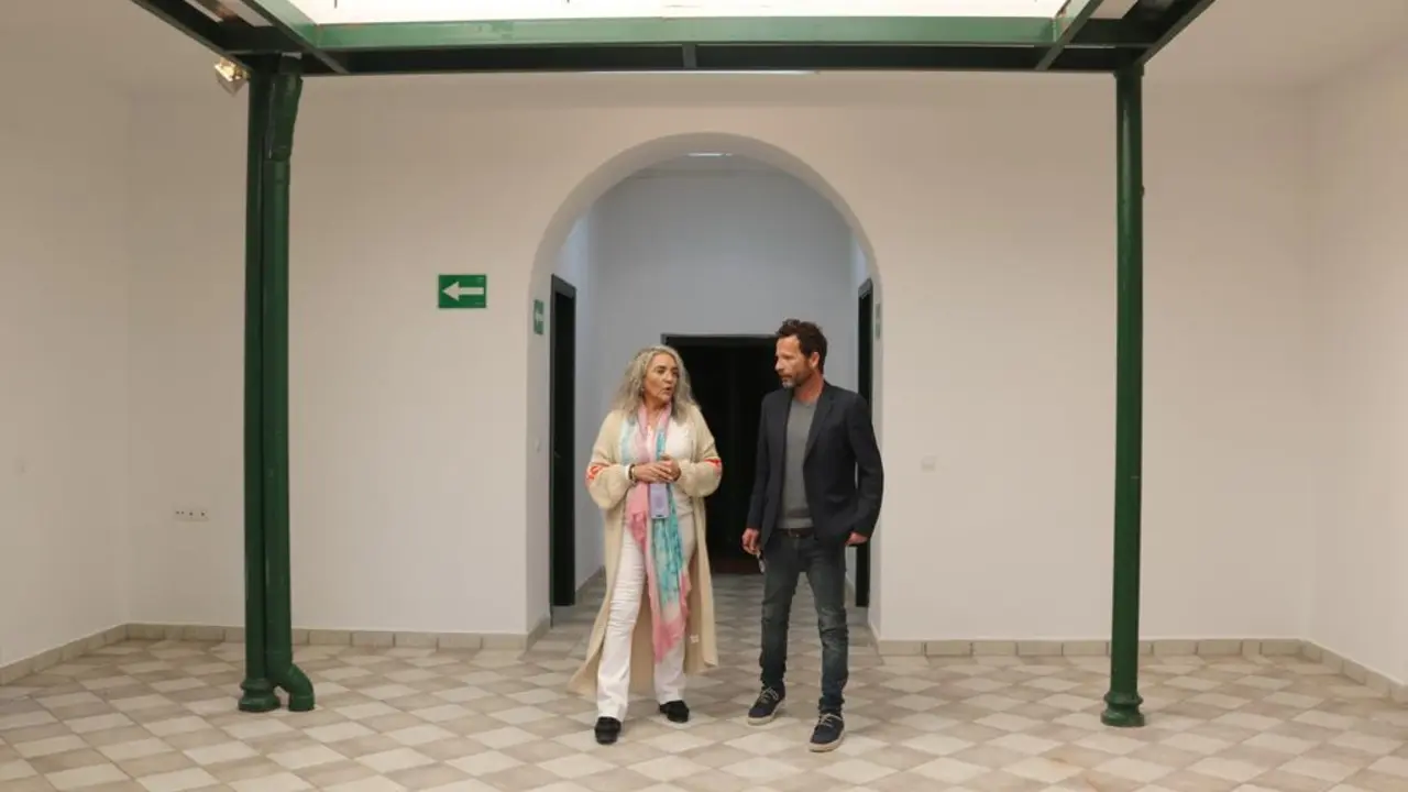 La alcaldesa de Cartaya visita el edificio - VCO