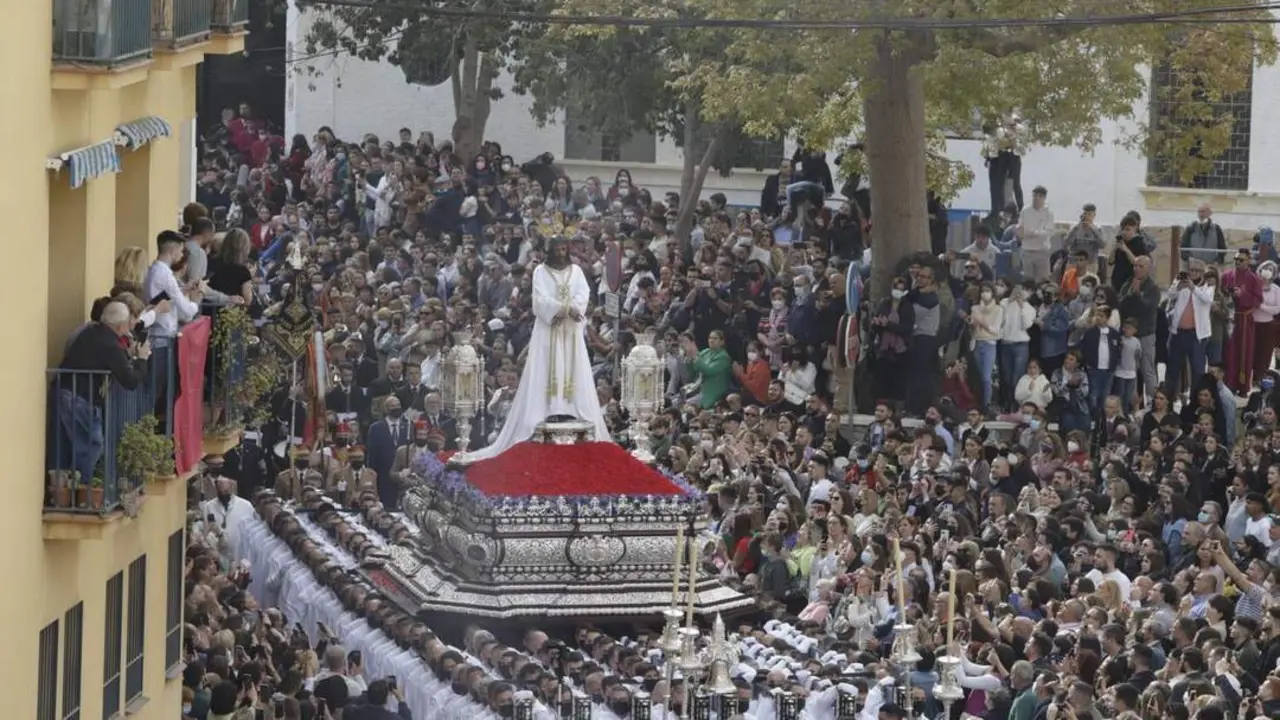 Salida procesional de Nuestro Padre Jes&uacute;s Cautivo (Archivo). - Europa Press
