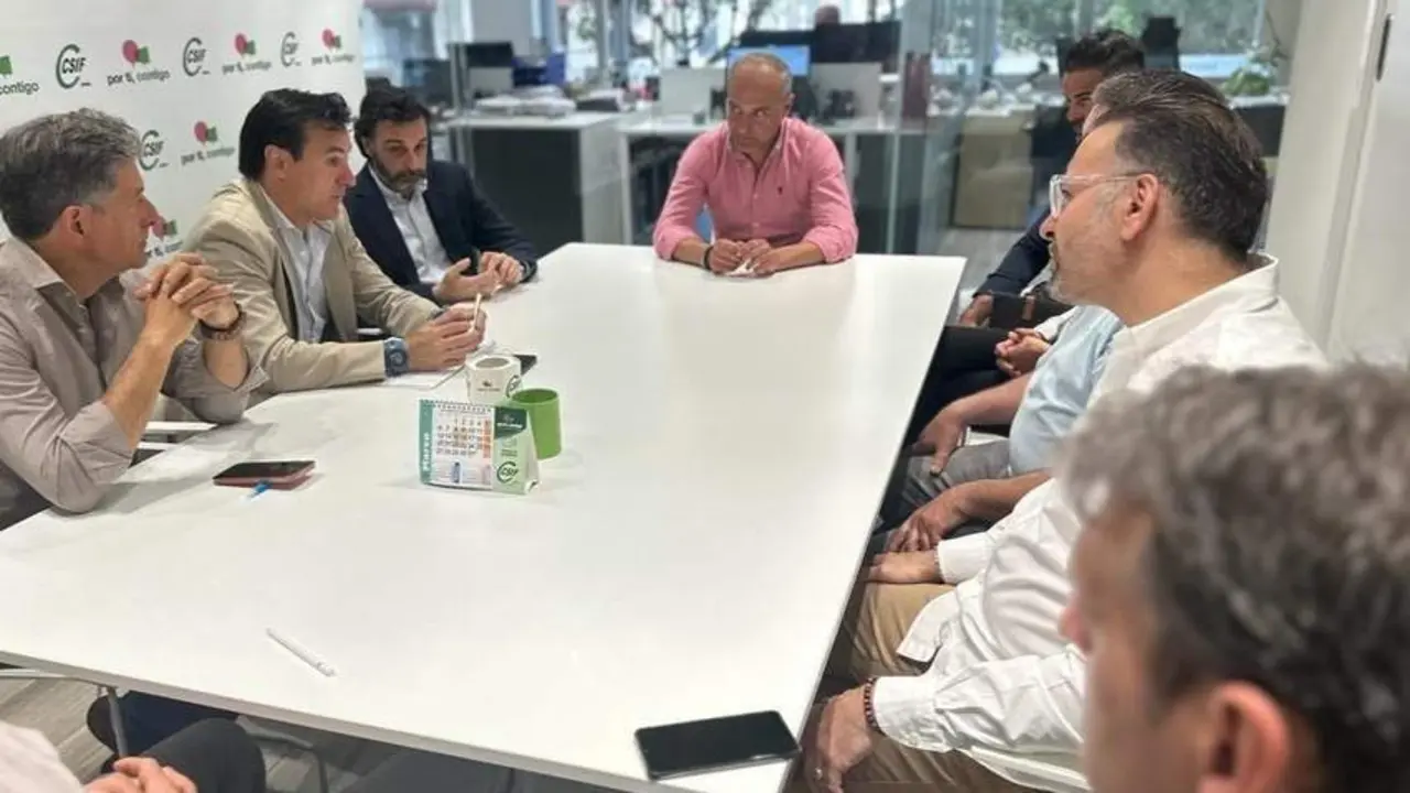 Reuni&oacute;n de Agust&iacute;n Gonz&aacute;lez con CSIF. - Viva Ja&eacute;n.