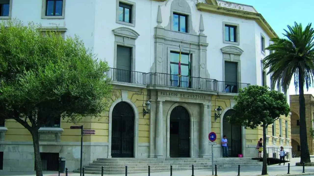 Audiencia Provincial de C&aacute;diz.  - Viva 