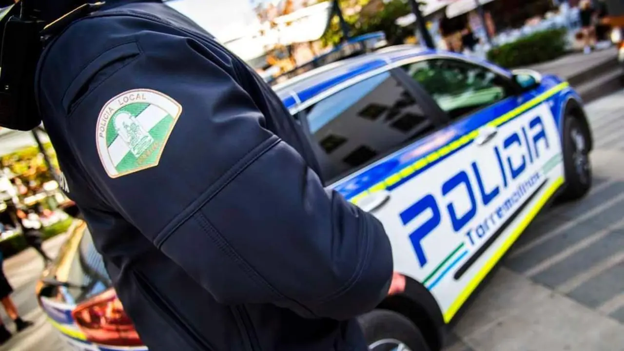 Polic&iacute;a Local de Torremolinos. - Ayto.