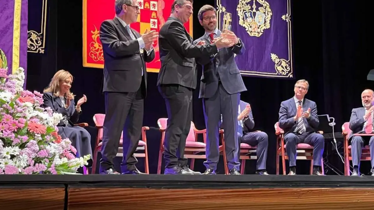 Un preg&oacute;n de Gloria, sentido y reivindicativo en Ja&eacute;n capital
