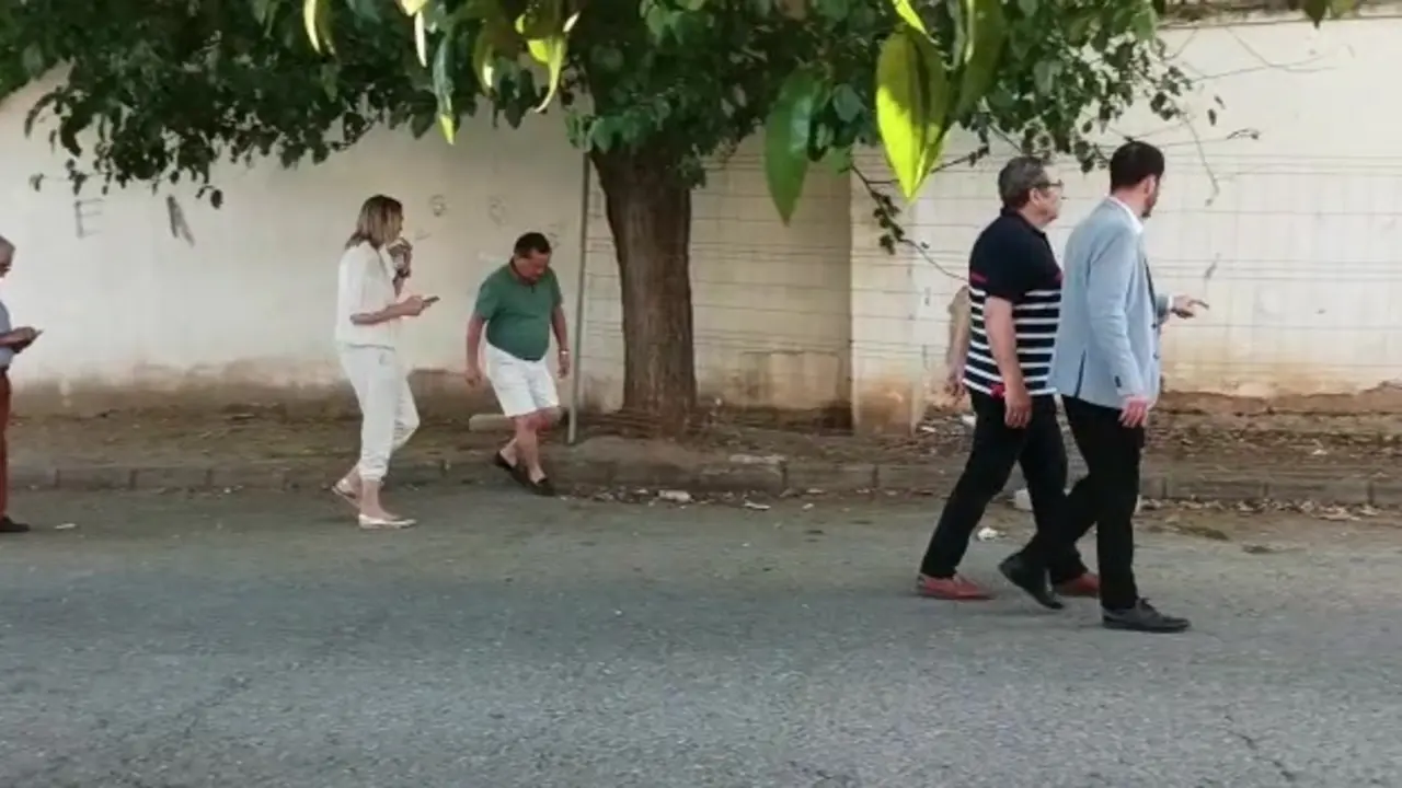 Casal (AxS&iacute;): "Los vecinos de Parque Jacaranda viven con miedo por el muro de Sementales"