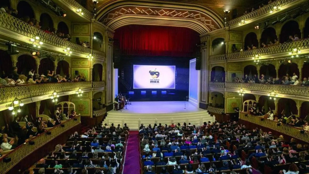 Ceremonia de entrega de los Premios Max en el Falla. - VIVA