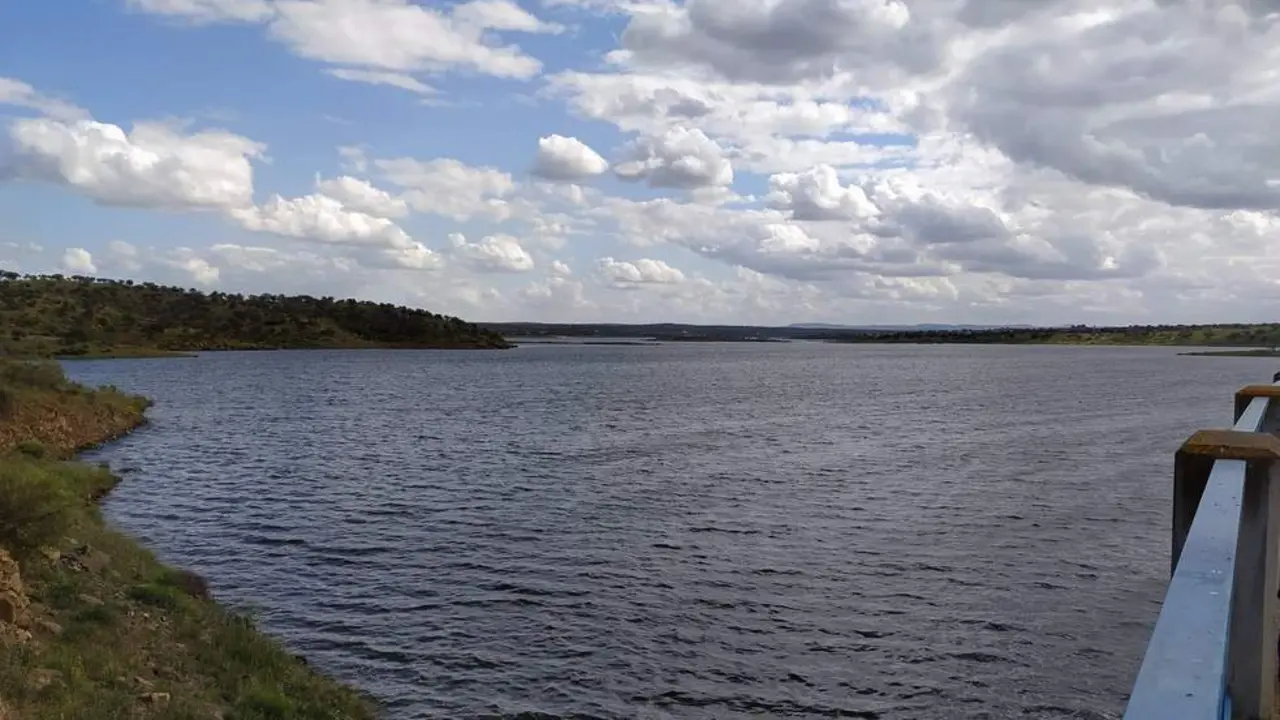 El embalse de La Colada visto desde la presa. - 