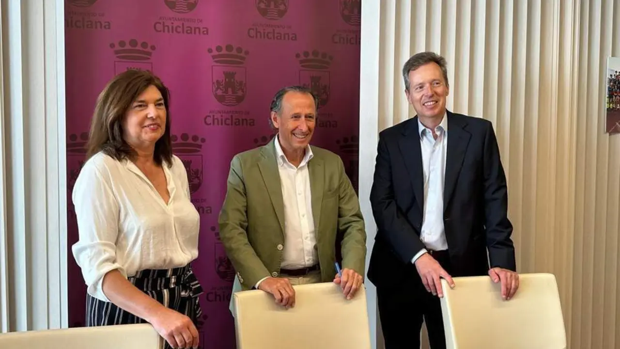 Stefan Schauer felicita la gesti&oacute;n del alcalde en materia de turismo - VIVA