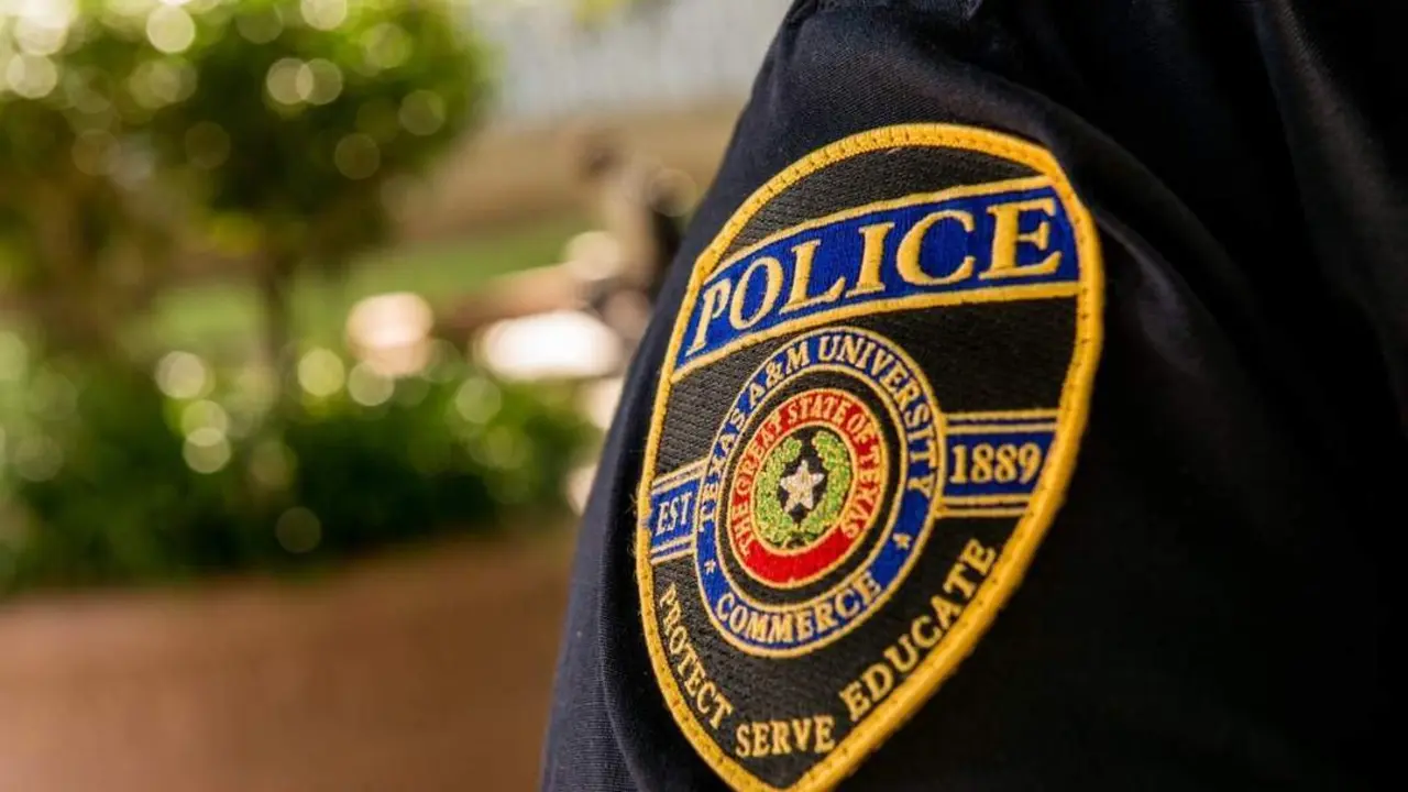 Polic&iacute;a de la Texas A&M University-Commerce. - TEXAS A&M UNIVERSITY-COMMERCE
