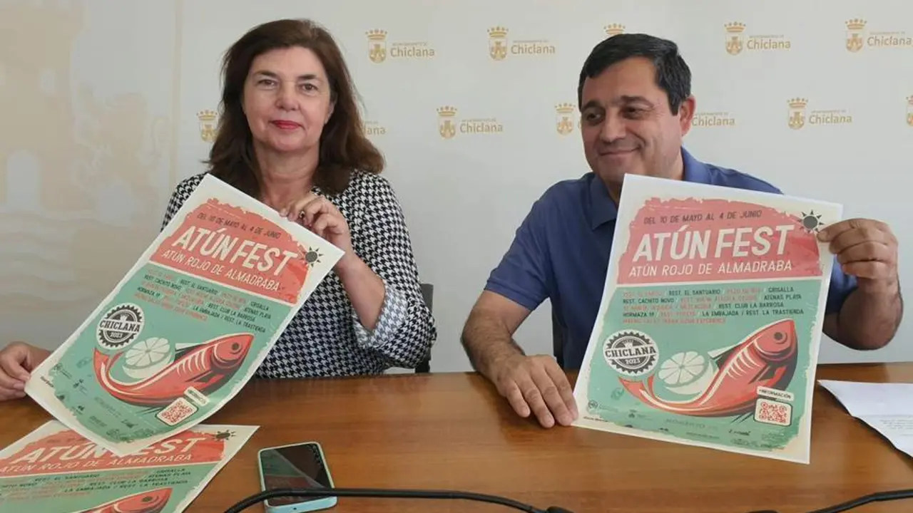 Cartel del Mes del At&uacute;n Rojo de Almadraba. - VIVA