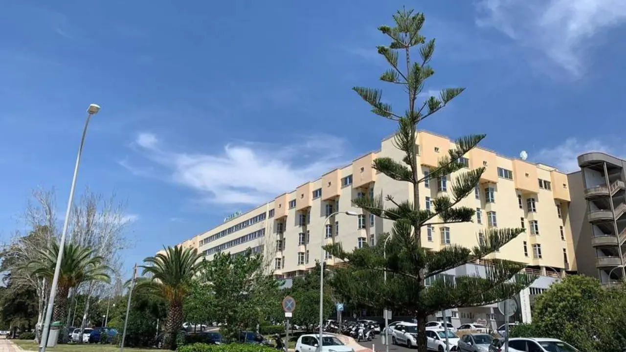 Se encuentra en el Hospital Cl&iacute;nico. - Junta