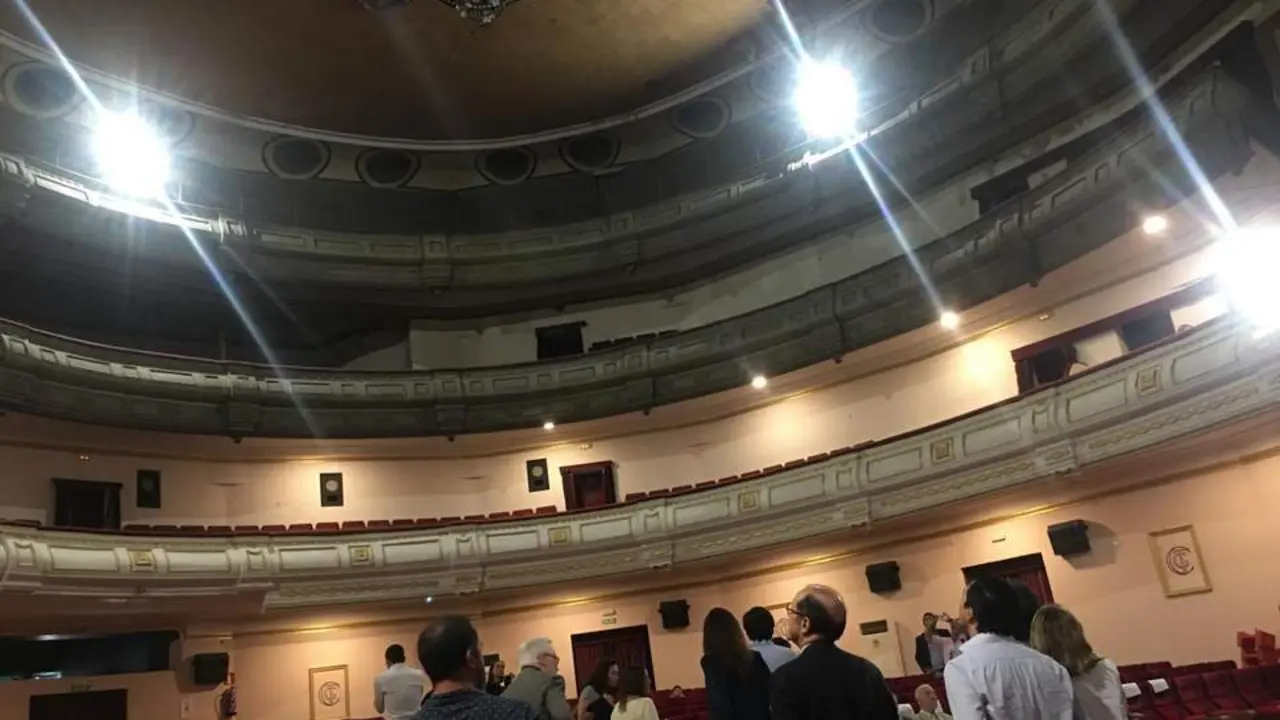 El Cine Cervantes, casi reabierto. - 