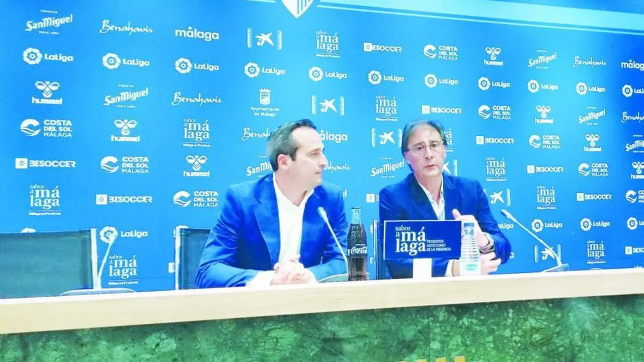 Loren Juarros, presentado con el M&aacute;laga CF - Vicente Roca
