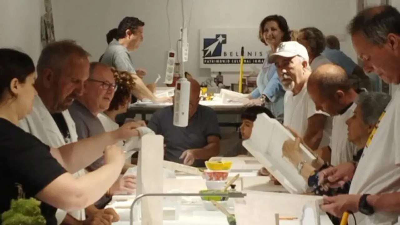 Un momento de los talleres.  - Viva