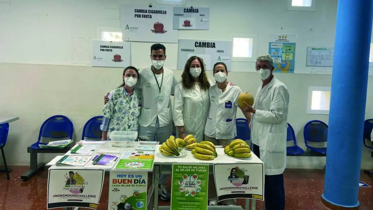En el centro de salud de La Paz cambiaban cigarrillos por frutas. - Viva