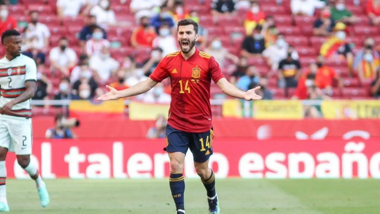Gay&agrave;, con la Selecci&oacute;n Espa&ntilde;ola.  - Europa Press