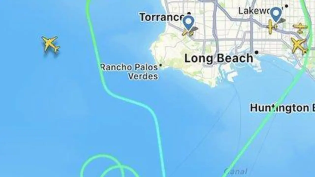 Recorrido del avi&oacute;n para consumir combustible. - Twitetr @MajolaB