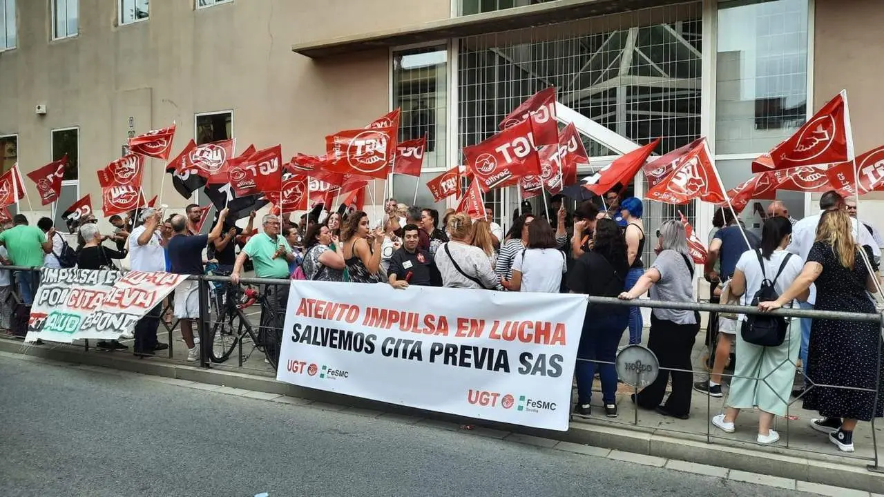 Protesta de la plantilla de Atento. - EP