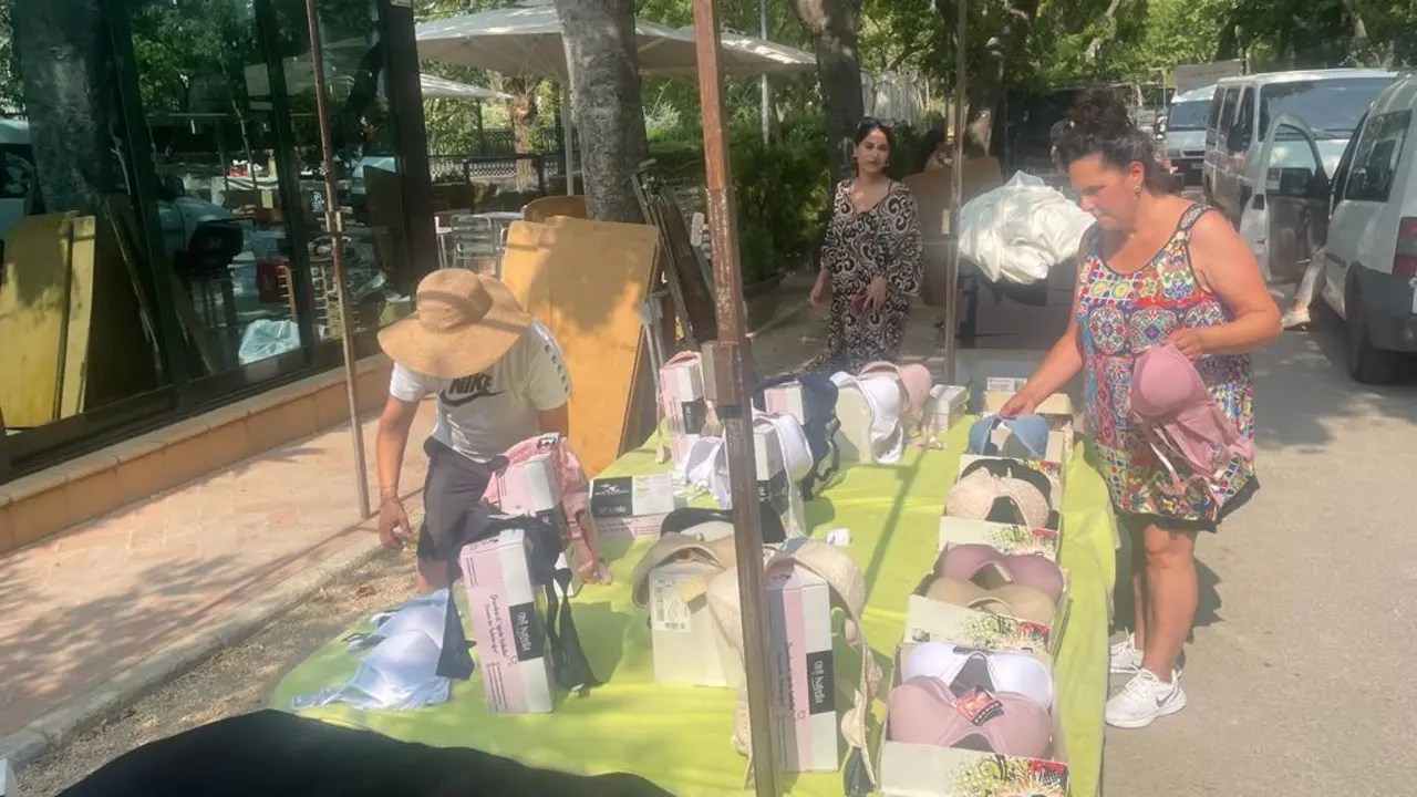 Mercadillo en el Paseo de las Bicicletas. - VIVA Ja&eacute;n