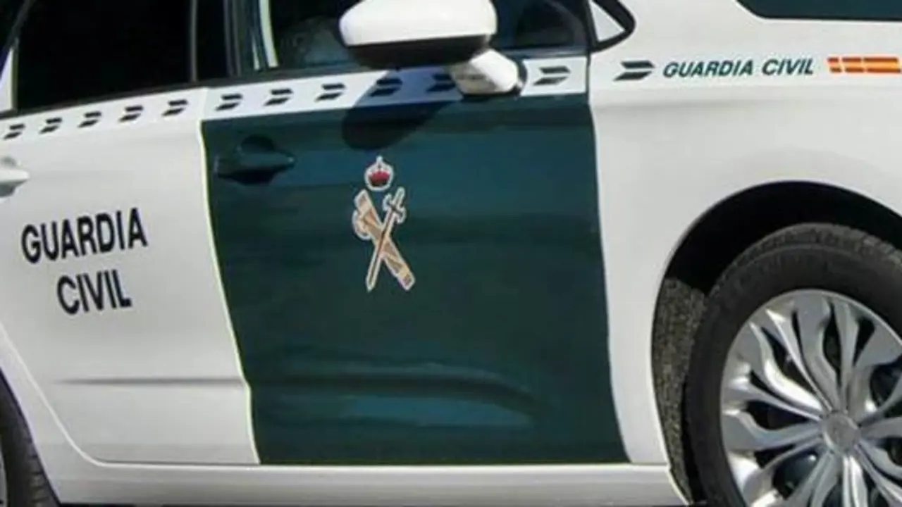 Veh&iacute;culo de la Guardia Civil. - VC