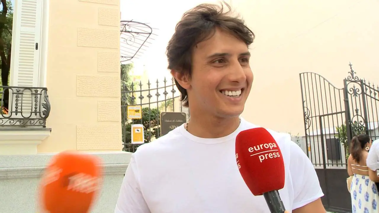 Roca Rey reconoce que su relaci&oacute;n con Victoria Federica es maravillosa