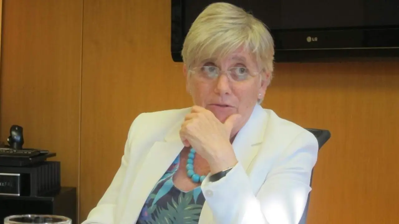 Clara Ponsat&iacute;. - ep
