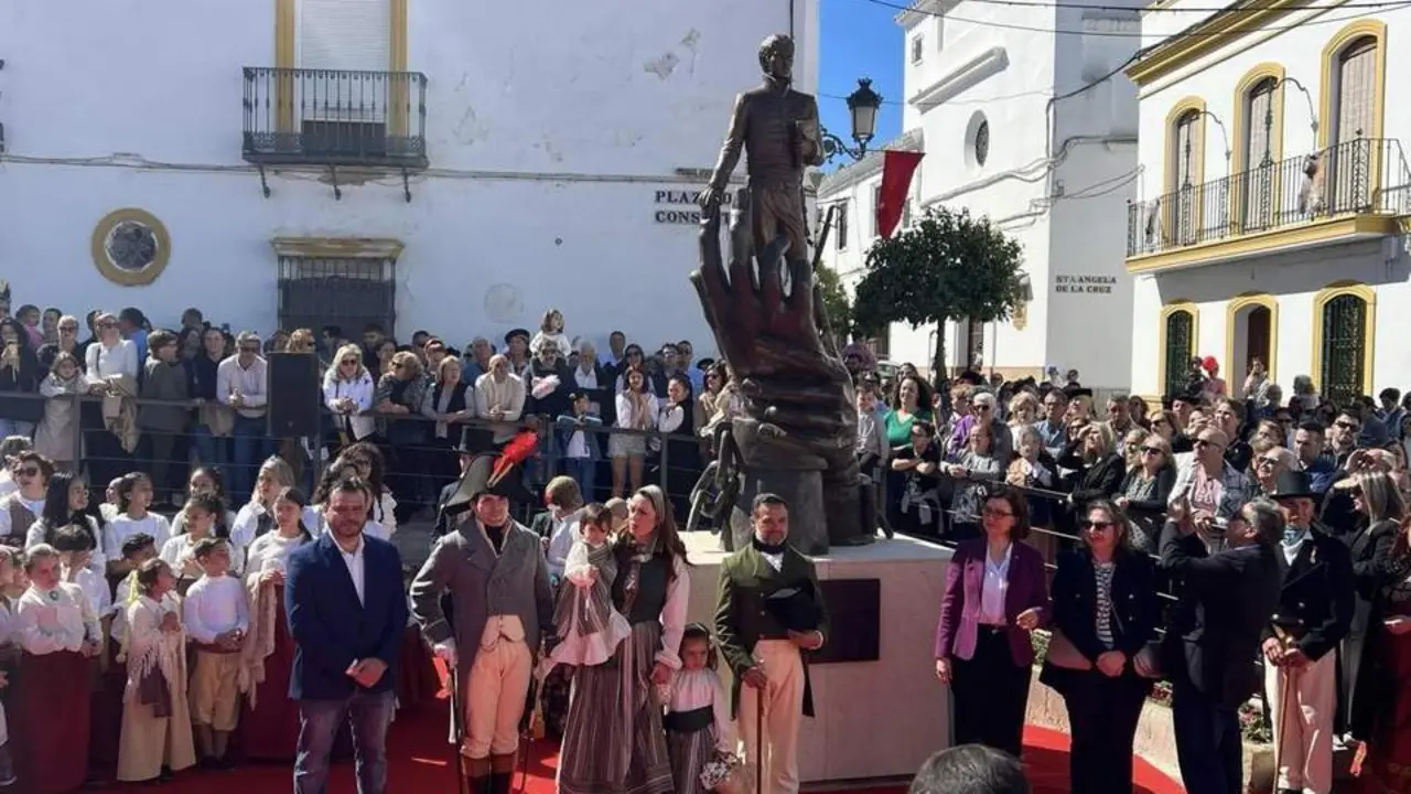 Inauguraci&oacute;n del monumento a Rafael del Riego en Las Cabezas.  - AYTO DE LAS CABEZAS DE SAN JUAN 