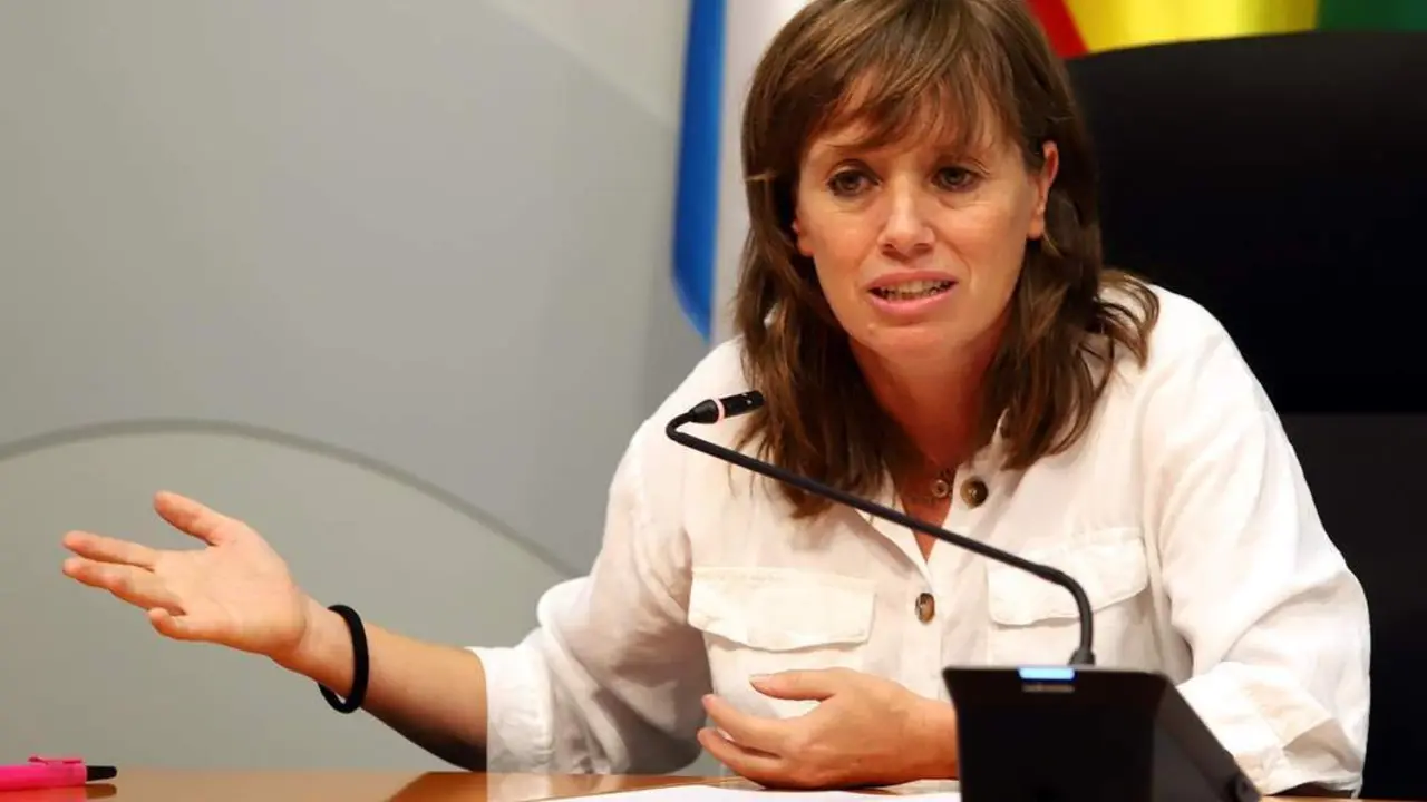 Laura &Aacute;lvarez, en rueda de prensa.  - Andaluc&iacute;a Informaci&oacute;n