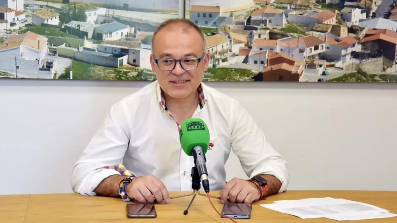 El alcalde de Baza, Pedro J. Ramos. - AYUNTAMIENTO